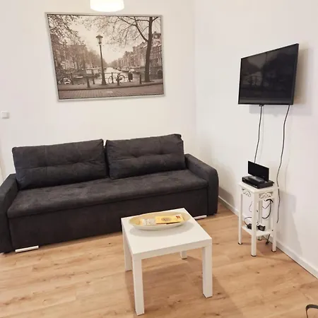 Apartment L30 Neukoelln *