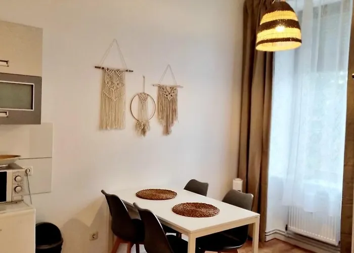 L30 Neukoelln Berlín