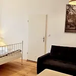 L30 Neukoelln * Berlin