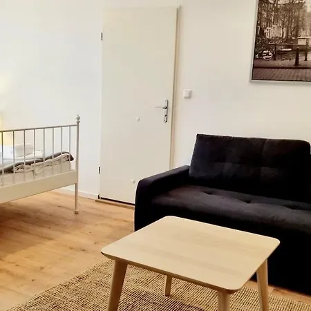 L30 Neukölln Berlijn